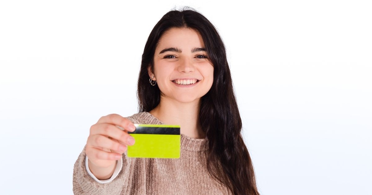 Benefícios financeiros para mulheres em aplicativo de banco digital