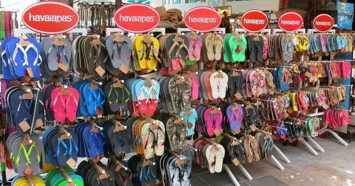 avanço global da Havaianas impulsiona lucros da Alpargatas no quarto trimestre