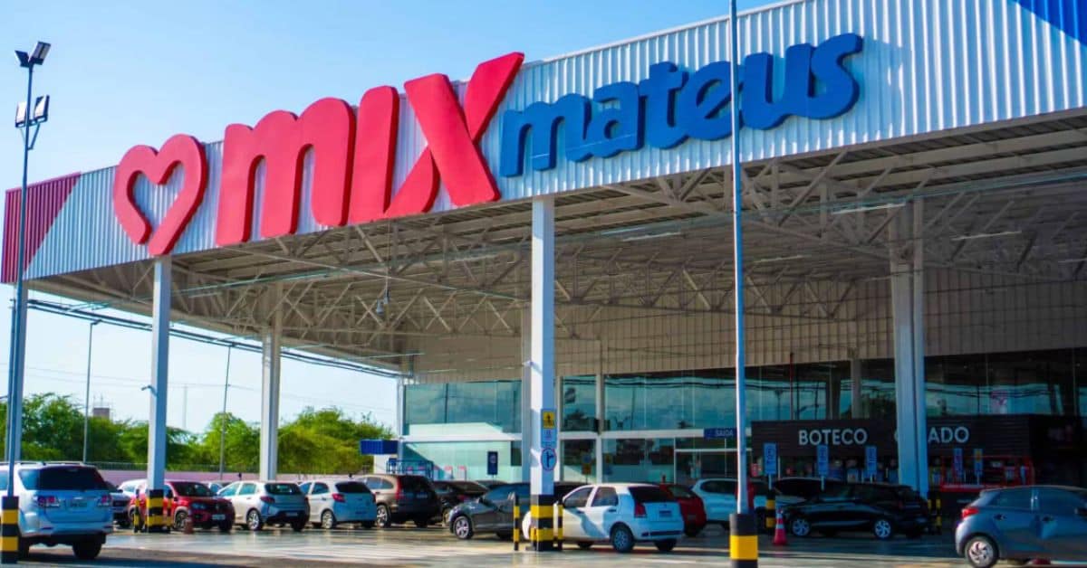 lucro do Grupo Mateus 4T25 crescimento com queda nas mesmas lojas