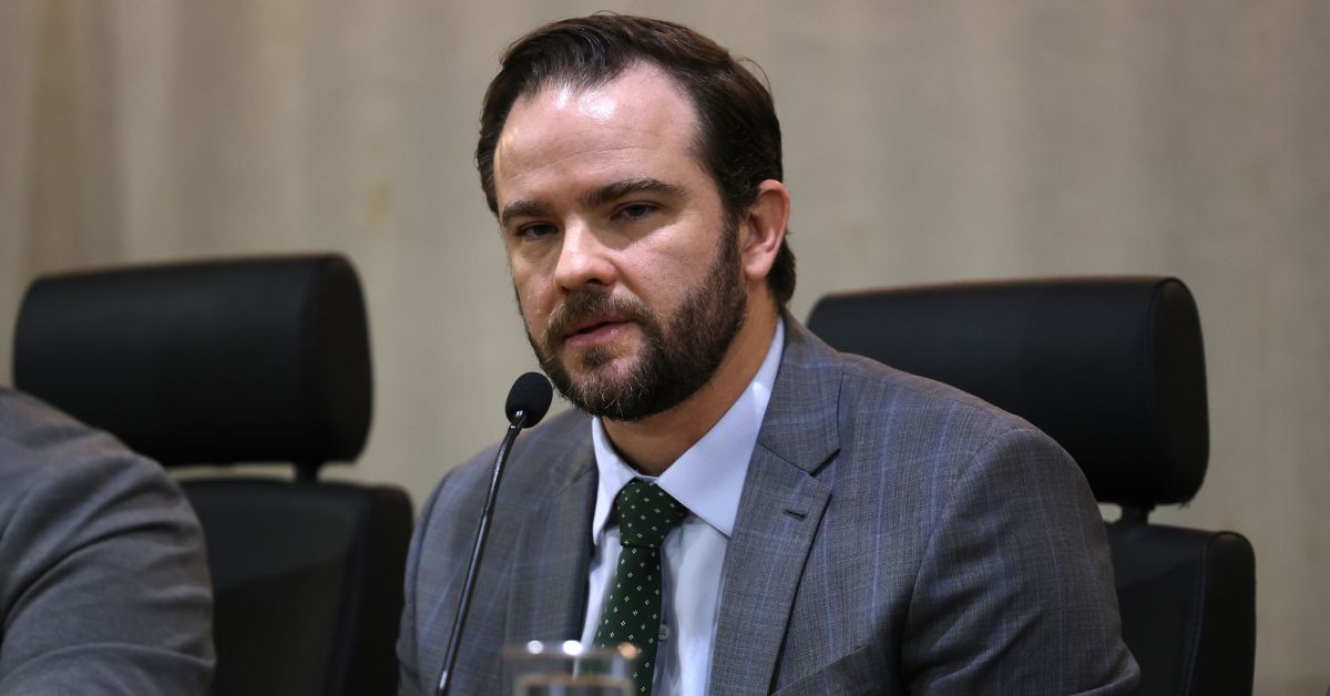 novo ministro da Fazenda Dario Durigan durante anúncio de Lula