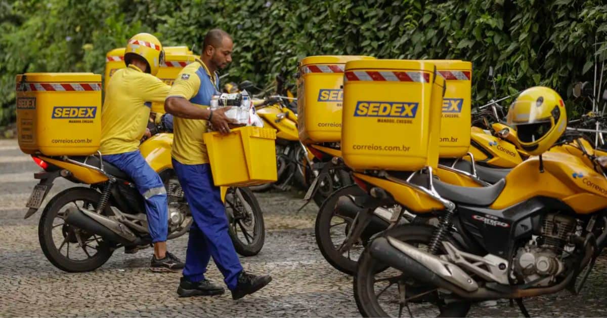 reestruturação dos Correios logística entregas fim de semana