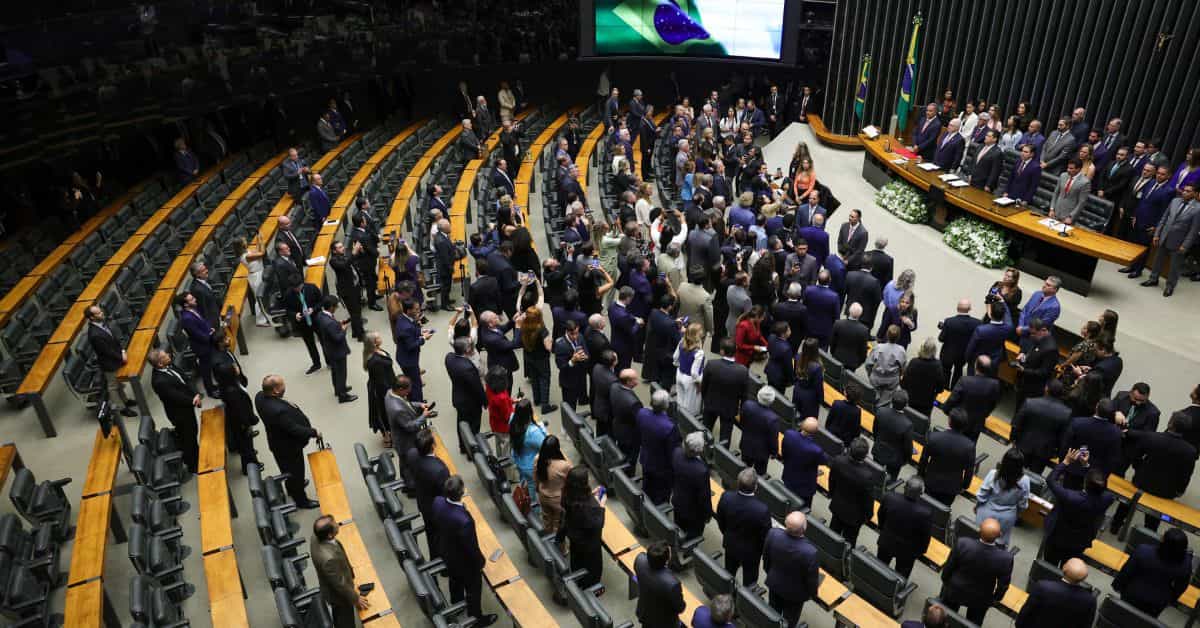 regulação de IA no Brasil em debate na Câmara dos Deputados