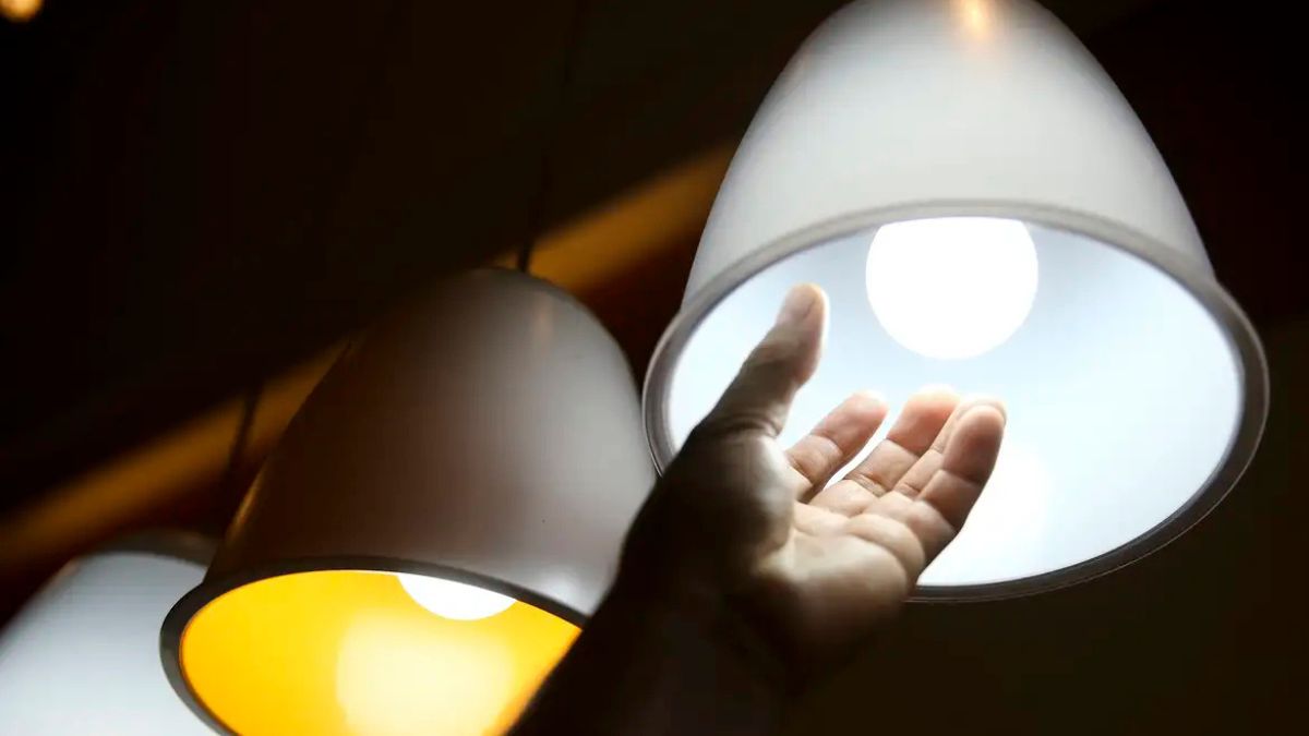 Imagem de uma lâmpada para ilustrar uma matéria jornalística sobre a Conta de Luz.