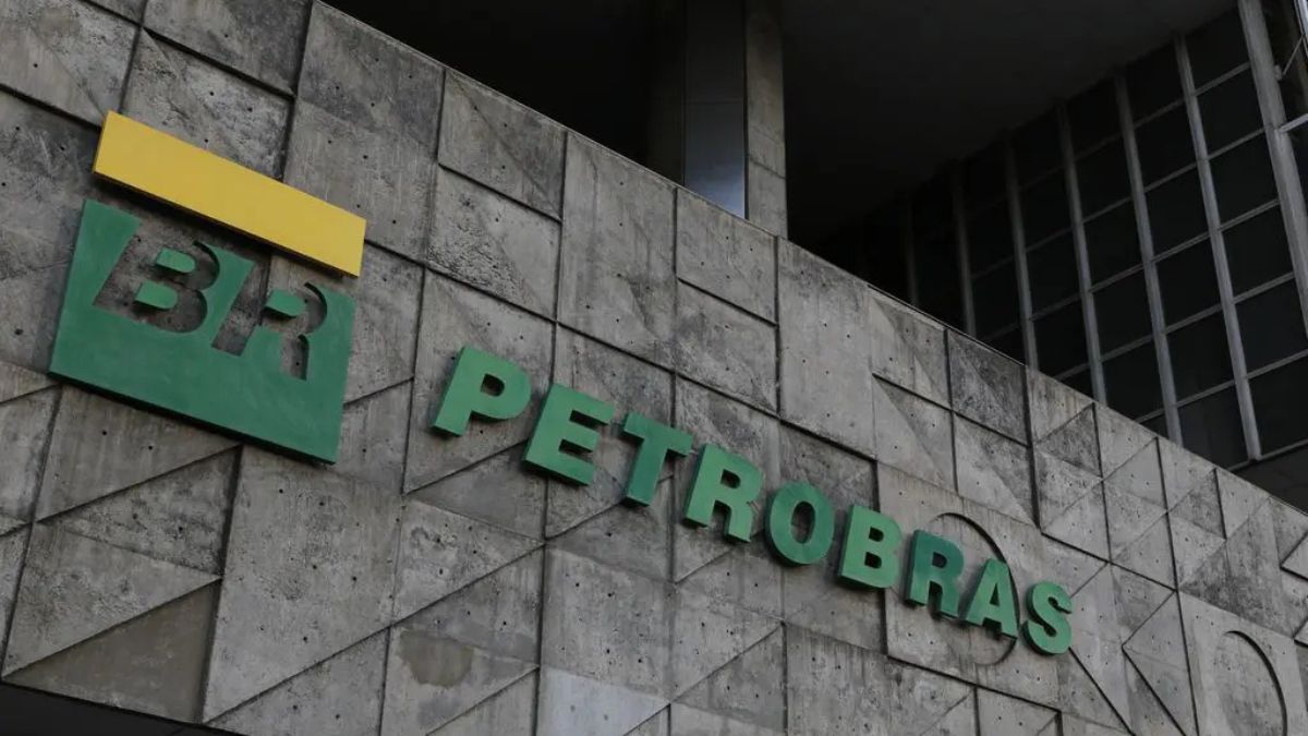 Imagem da fachada da Petrobras para ilustrar uma matéria jornalística sobre Marcelo Weick e Petrobras