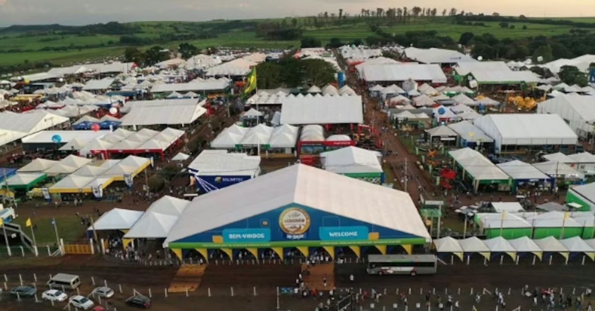 Agrishow 2026 máquinas agrícolas exposição tecnologia no campo