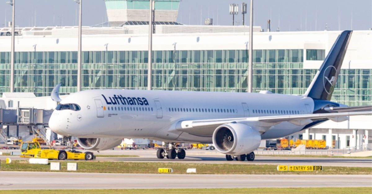 cancelamento de voos Lufthansa com avião em aeroporto europeu