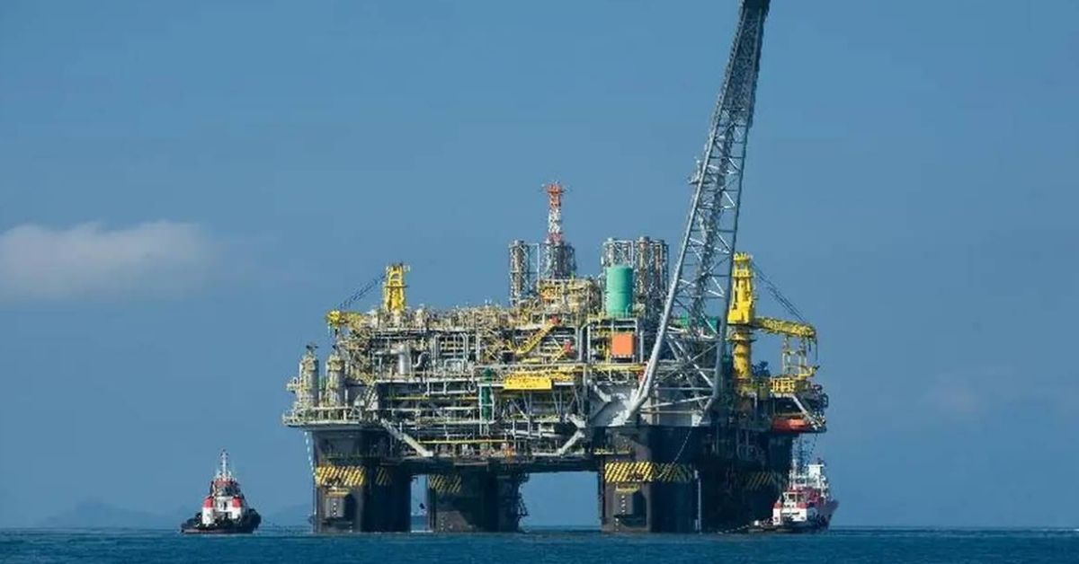 Os leilões de petróleo na B3, em estudo pela ANP, podem mudar a dinâmica do setor no Brasil ao ampliar o acesso de investidores e reduzir barreiras operacionais.