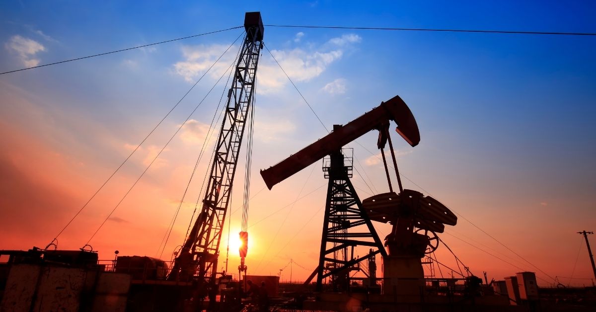 Queda do petróleo pode reduzir gasolina e aliviar inflação