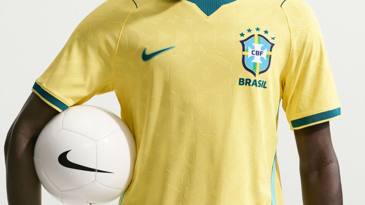 Imagem da camisa da seleção brasileira para ilustrar uma matéria jornalística sobre o preço em comparação com outras seleções.