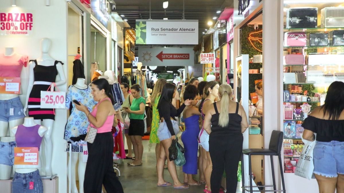 Imagem do Centro Fashion para ilustrar uma matéria jornalística.