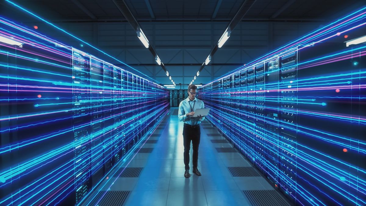 Imagem de data centers para ilustrar uma matéria jornalística sobre o Data centers no Pecém.