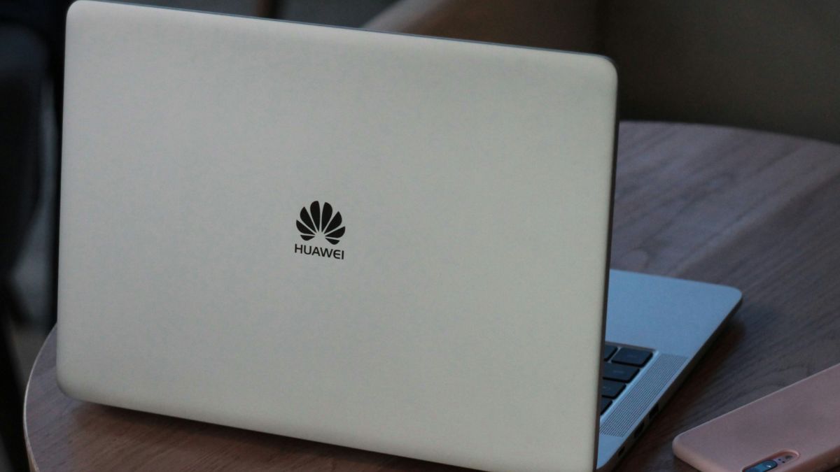Imagem de um notebook da Huawei para ilustrar uma matéria jornalística sobre a Huawei na China.