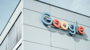 Google aposta bilhões para ganhar espaço na corrida da IA