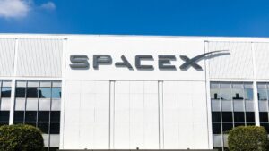 Fortuna de Elon Musk pode superar PIB de 173 países após IPO da SpaceX