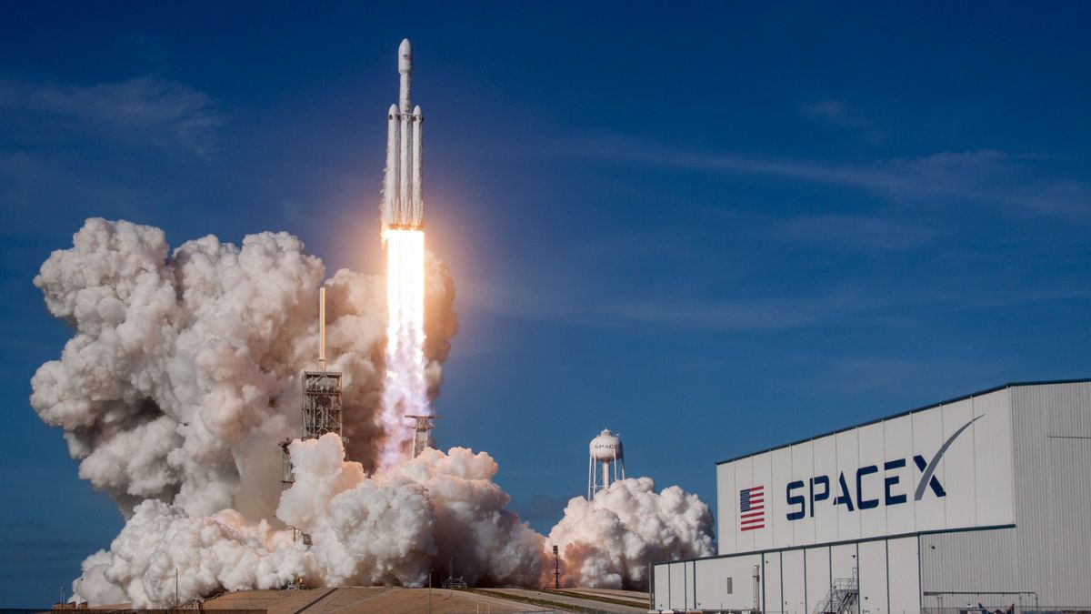Imagem da SpaceX para ilustrar uma matéria jornalística sobre o IPO da SpaceX