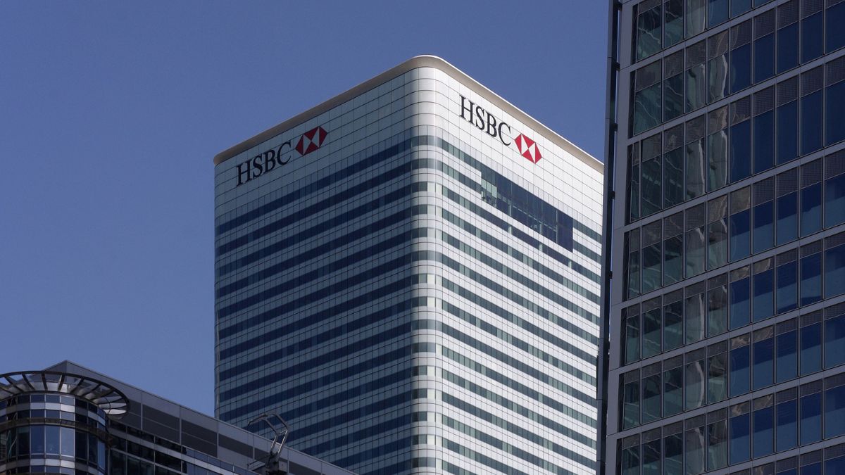 Imagem da fachada do HSBC para ilustrar uma matéria jornalística sobre o Lucro do HSBC.
