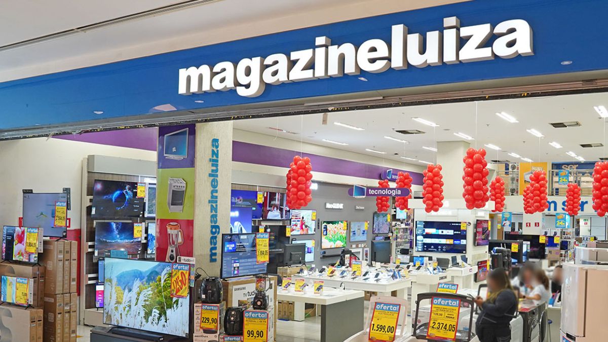 Imagem de uma loja do Magazine Luiza para ilustrar uma matéria jornalística sobre o prejuízo do magazine luiza no 1º trimestre de 2026.