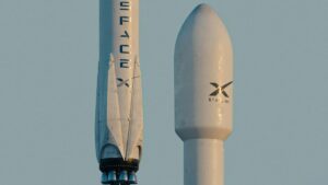 Starship da SpaceX volta ao espaço sob pressão da NASA