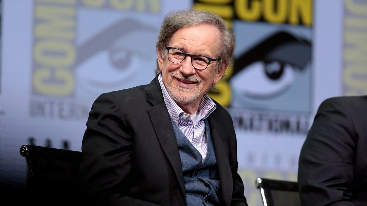 Imagem de Steven Spielberg para ilustrar uma matéria jornalística sobre as celebridades mais ricas do mundo.