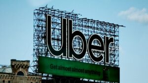 Uber amplia participação na Delivery Hero e agita mercado global