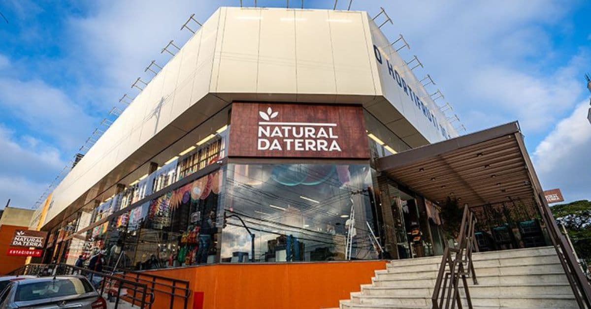 Fachada de loja da Natural da Terra, rede vendida parcialmente pela Americanas ao Oba Hortifruti em São Paulo
