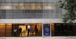 Axia Energia vende ativos de transmissão e acelera saída de participações herdadas da Eletrobras
