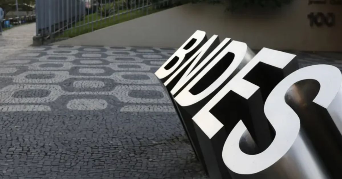 Fachada do BNDES em imagem usada após abertura do Brasil Soberano 2 para empresas afetadas pelo tarifaço e pela instabilidade global.