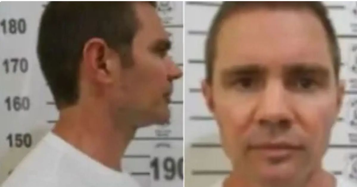 Montagem com fotos frontal e lateral de Daniel Vorcaro em registro policial diante de painel de medição.