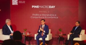 Relatório do Banco Pine vê cenário econômico mais complexo e reduz espaço para queda da Selic