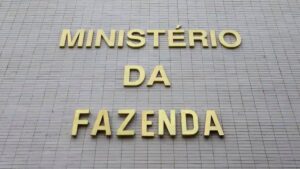 Ministério da Fazenda vê ameaça de R$ 1 trilhão nas pautas-bomba