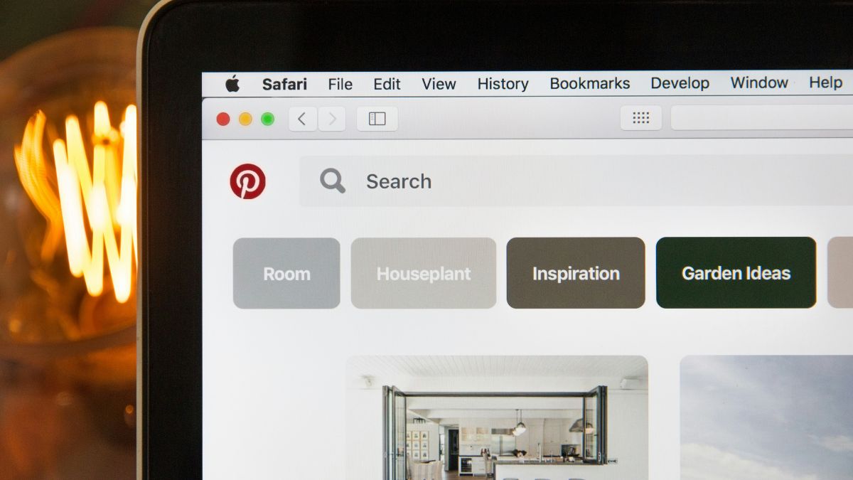 Imagem do site do Pinterest para ilustrar uma matéria jornalística sobre a parceria bilionária da Pinterest e a AWS.