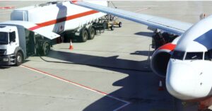 Preço do querosene de aviação cai 14,2%, mas custo  ainda desafia caixa das aéreas
