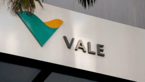 Presidente do conselho da Vale entra na mira da Previ e expõe disputa por poder