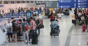 Gastos de turistas internacionais no Brasil batem recorde e revelam mudança no perfil do consumo
