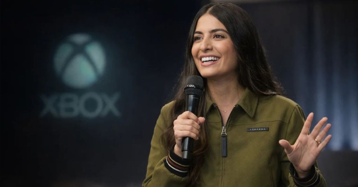 Asha Sharma, CEO da Xbox, durante apresentação pública da empresa em meio ao anúncio de mudanças estratégicas e reestruturação da divisão de games da Microsoft.