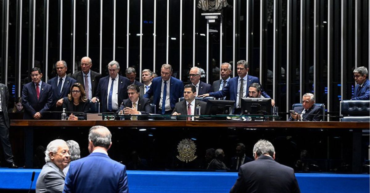 Plenário do Senado durante votação da renegociação do agro tratada como pauta-bomba pelo governo
