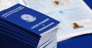 Taxa de desemprego no Brasil atinge mínima histórica em maio mesmo com juros altos