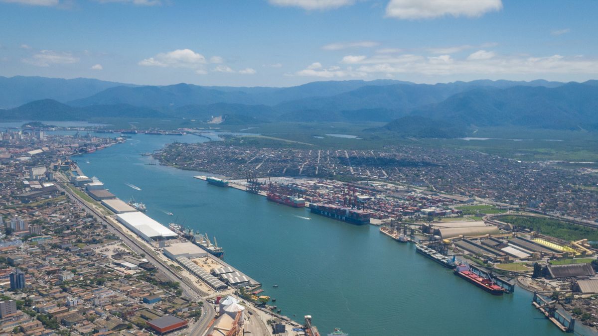 Imagem do Porto de Santos para ilustrar uma matéria jornalística.