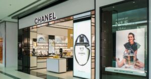 Chanel compra Charvet e amplia estratégia para mercado masculino mesmo sem criar grife para homens