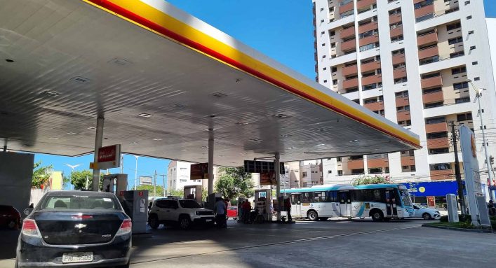 Aumento do preço da gasolina. (Imagem: Fronteira/Wikimedia Commons)