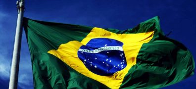 Bandeira do Brasil - PIB do Brasil - PMI - Maiores economias do mundo - Brasil - Taxa de juros - Moody's - Brasil - Economia