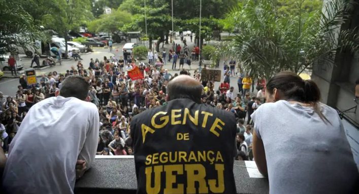 Decreto do governo federal fixa piso para salário de terceirizados