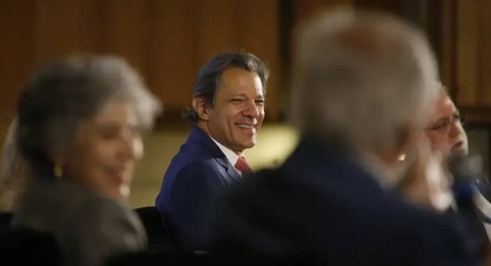 Haddad justifica por que autorizou novos gastos em meio a alerta do TCU sobre risco de não cumprimento da meta fiscal para 2024