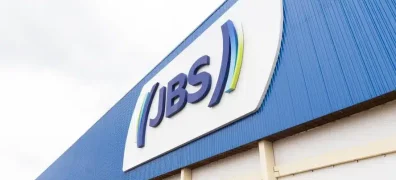 JBS reverte prejuízo e registra lucro de R$ 1,65 bi no 1º trimestre