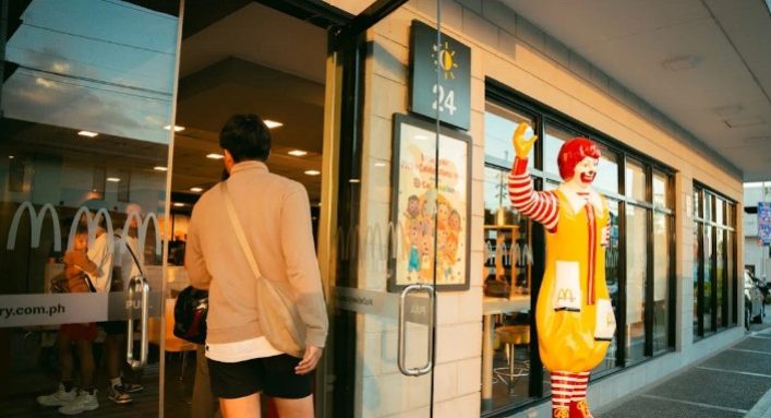 McDonald's-registra-queda-vendas-desde 2020-kenzero14