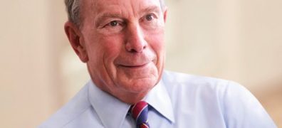 Michael Bloomberg doação US$ 1 bilhão Johns Hopkins.