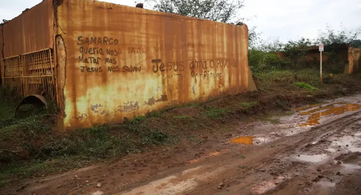 Mineradoras - Bento Rodrigues - Mariana - Minas Gerais - Vale - Samarco