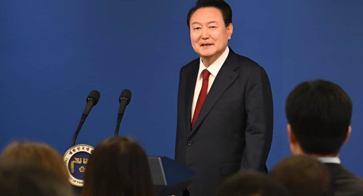 Presidente Yoon Suk Yeol divulga pacote de apoio da Coreia do Sul. (Foto: Reprodução/TechExplore)