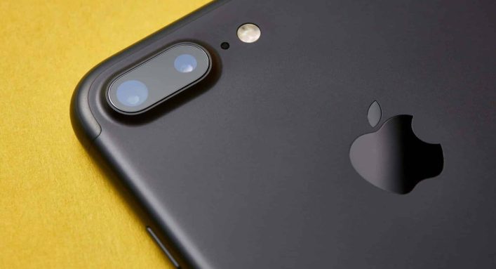 Problemas de áudio no iPhone 7. (Foto: Xavier Wendling/Unsplash)