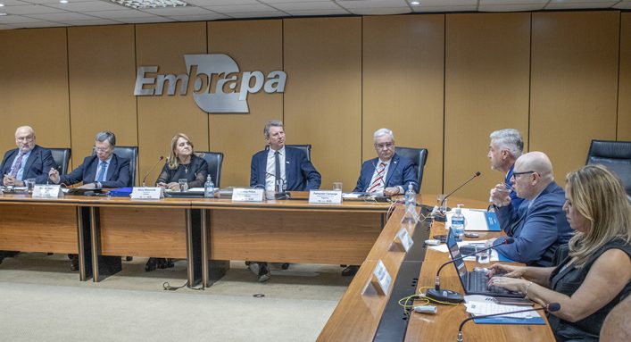 Reunião marca parceria entre o IICA e Embrapa. (Foto: Divulgação/Embrapa)